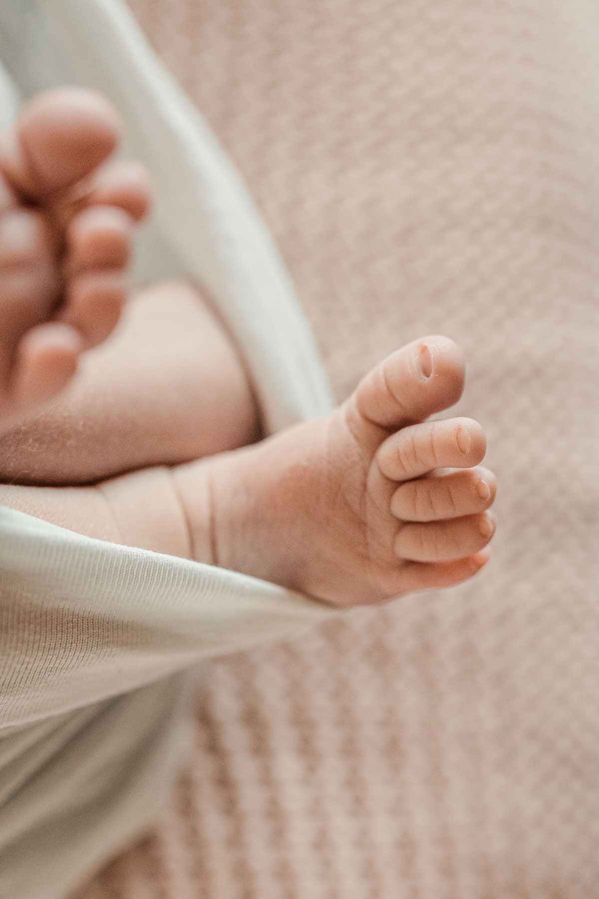 Newborn Session Pure Fotografie die Lichtzeichnerin Pure Babyfotografie