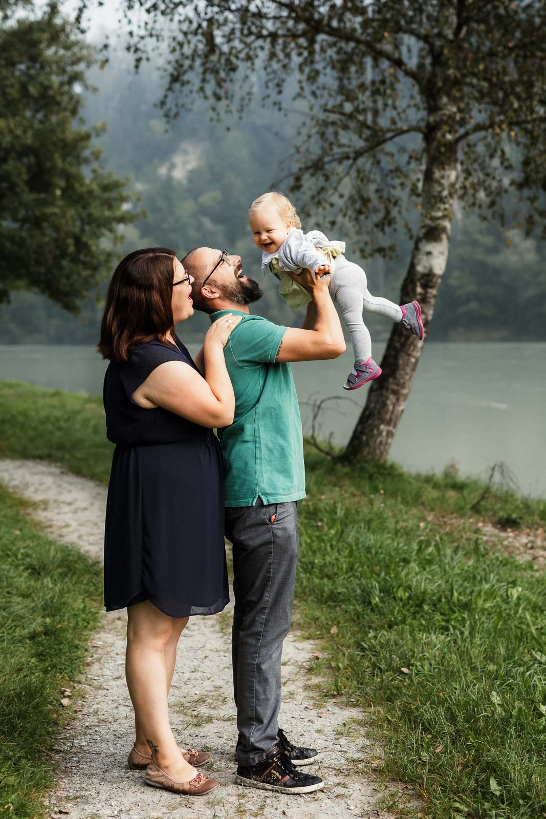 Familienfotografie die Lichtzeichnerin in Wasserburg am Inn 5-köpfige Familie Outdoor